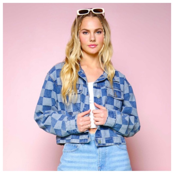 39 Checkered Button Up Crop Denim Jean Jacket - Picture 4 of 6